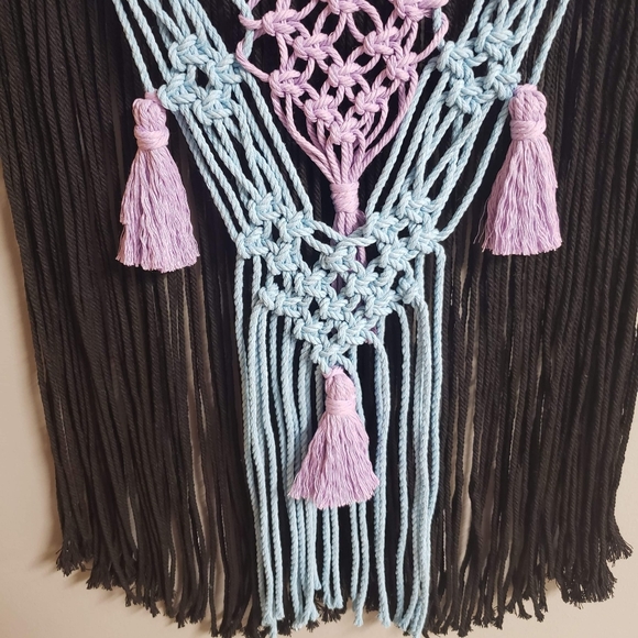 Macrame Wall Hanging - Picture 6 of 6